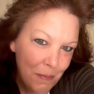 Meet your Posher, Meredith